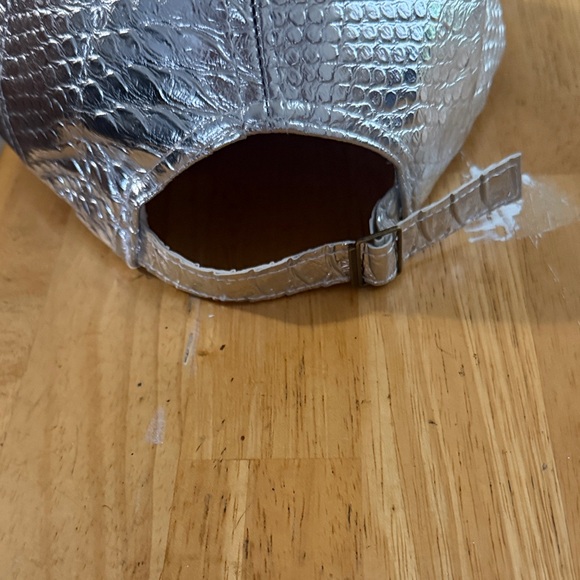 Metallic Silver Textured Baseball Cap - Picture 2 of 3